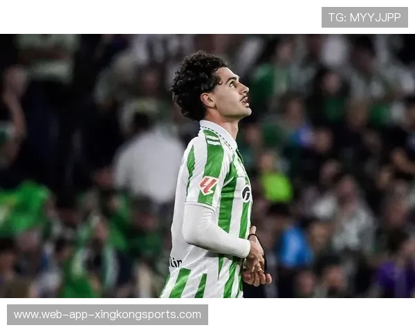 经纪人：德勒古欣想去罗马，我们在等热刺点头，费用2500万欧-直播吧